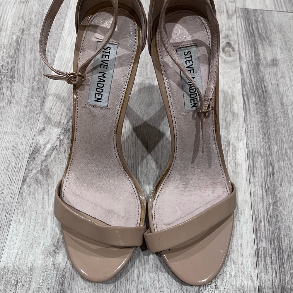 Steve Madden nude strappy heels